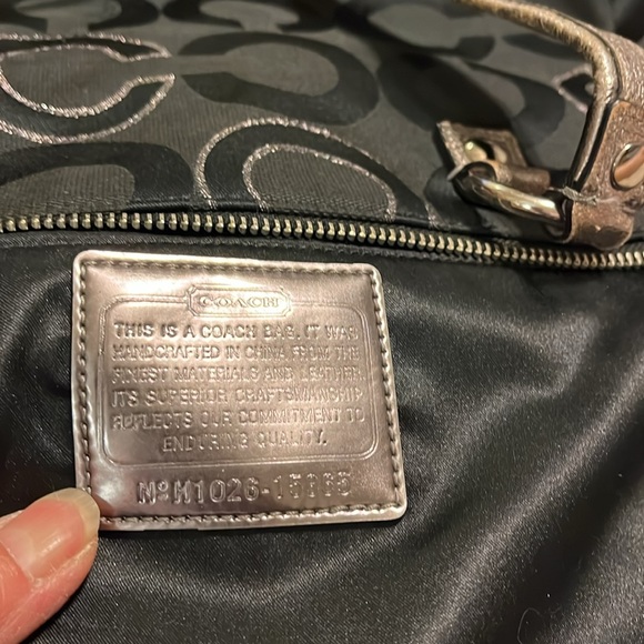 COACH POPPY GLAMER BLACK/SILVER SHOULDER BAG #M1026-15865 - Picture 6 of 9